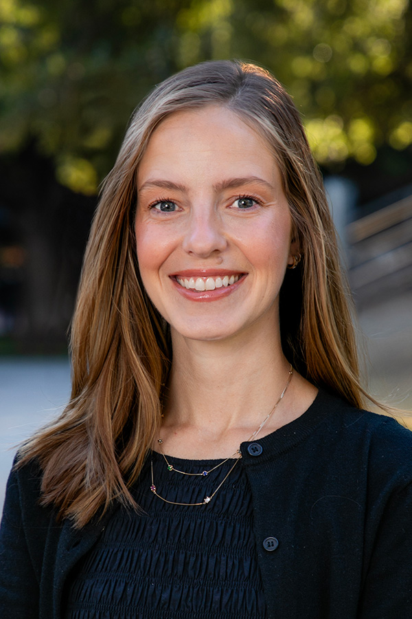 Sarah Sales headshot photo