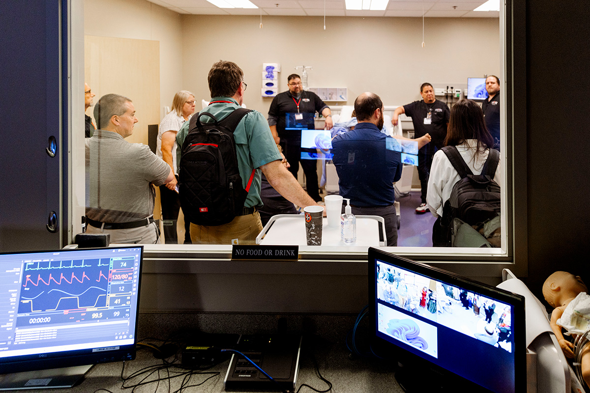 Simulation room window