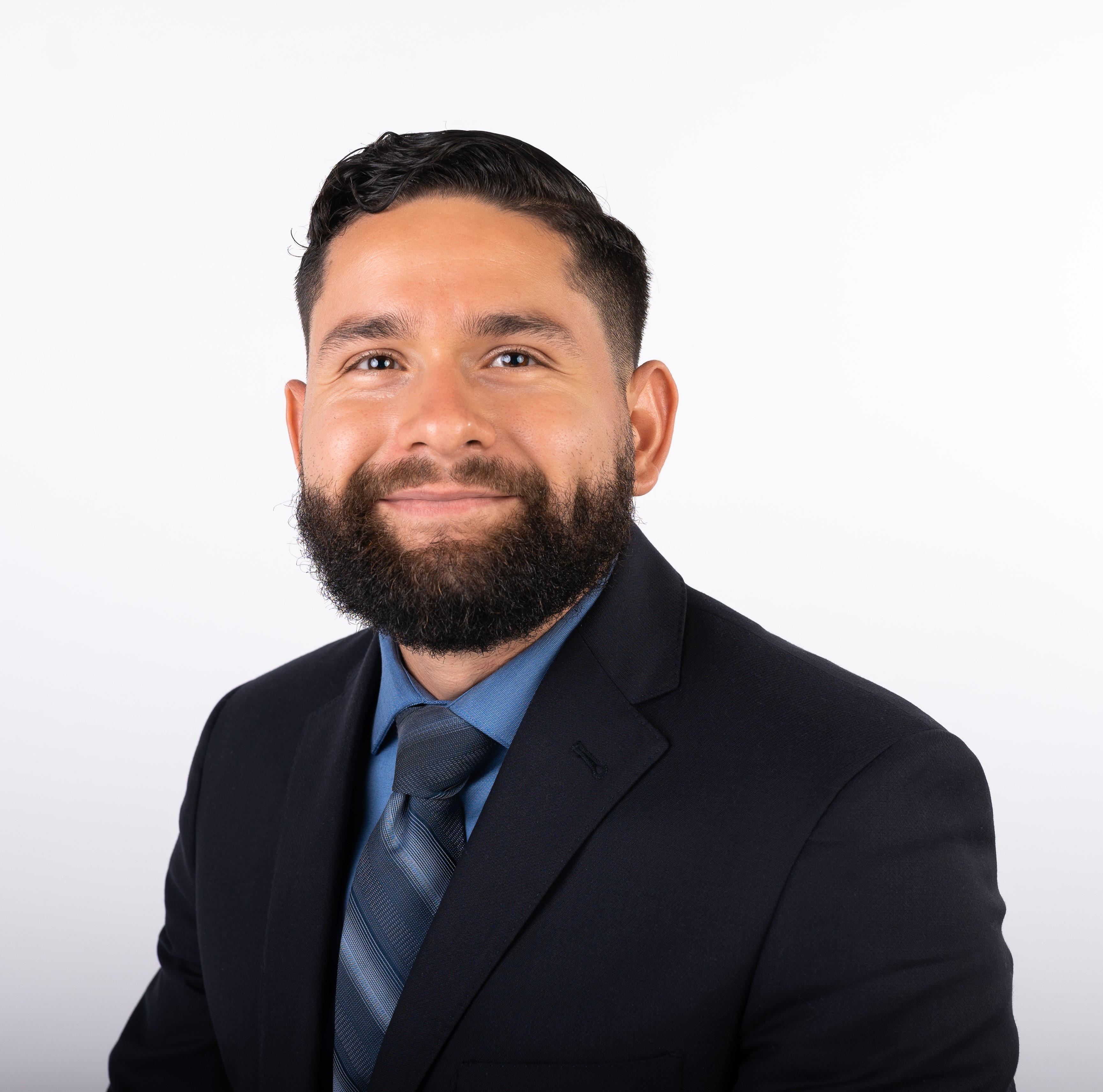 Luis Serrano-Rubio headshot